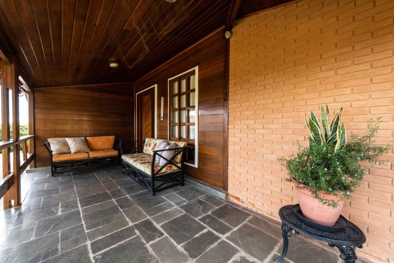 Casa de férias Intimista Com Lareira, Churrasqueira E Vista Fantastica
